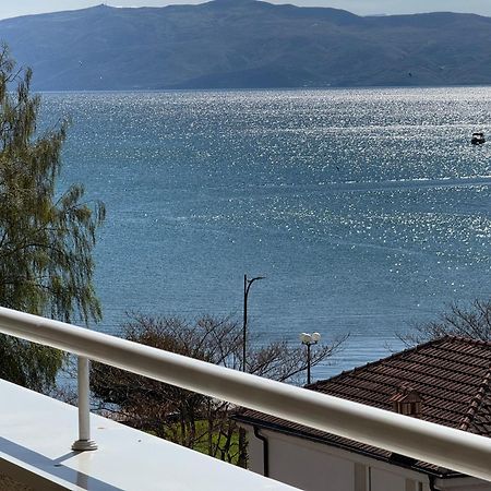 Exclusive Apartments With Lake View أوهغيد المظهر الخارجي الصورة