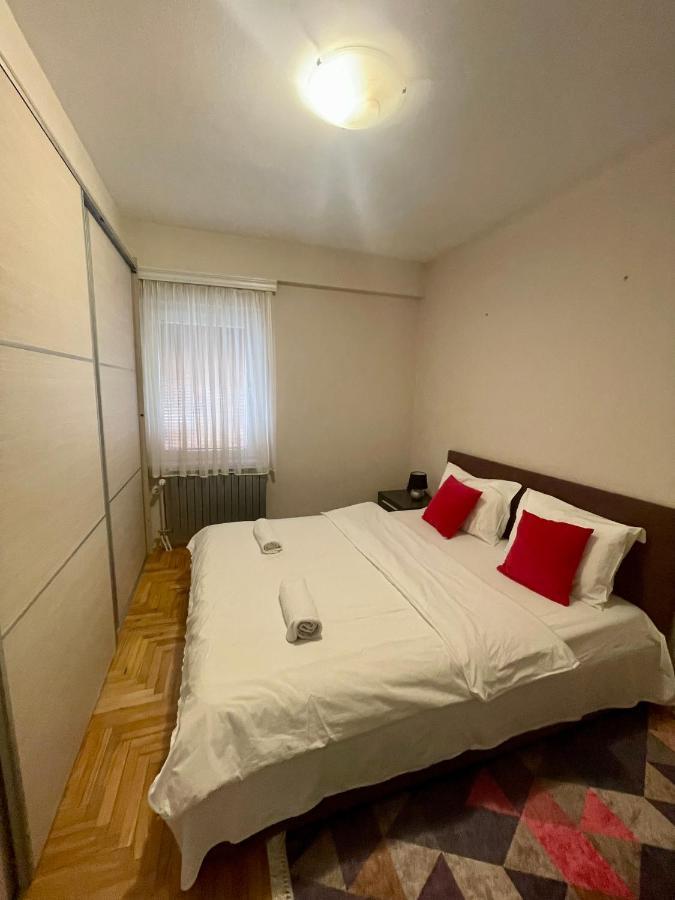 Exclusive Apartments With Lake View أوهغيد المظهر الخارجي الصورة